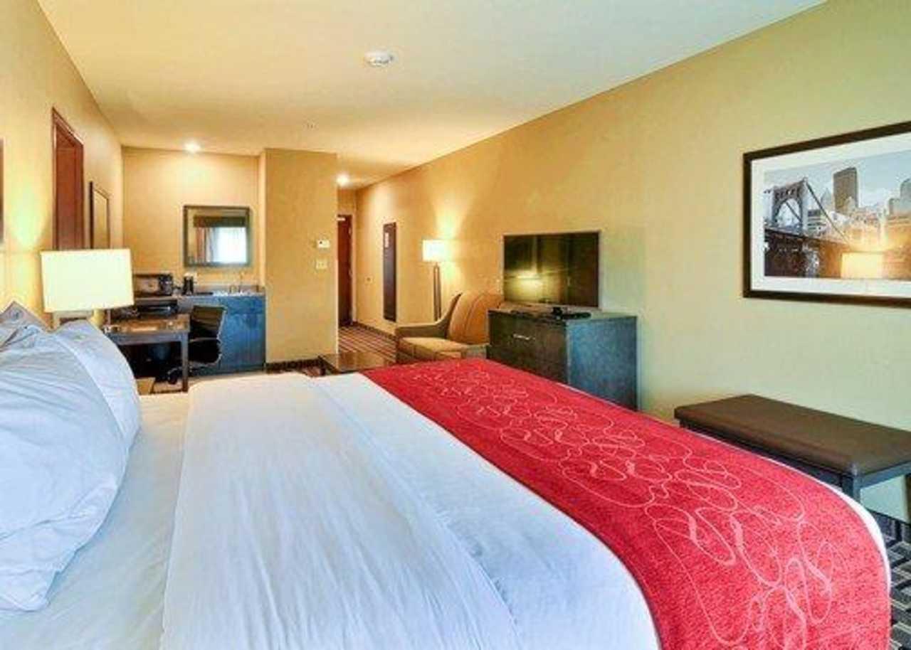 Comfort Suites Uniontown Exterior foto